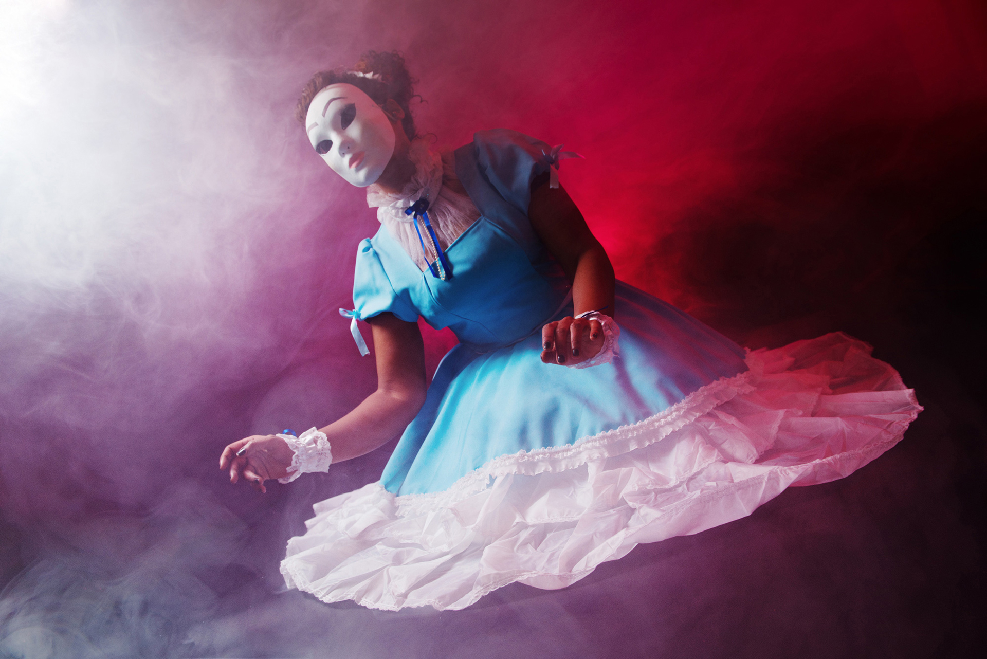 Curly in "Alice in wonderland"-image-1